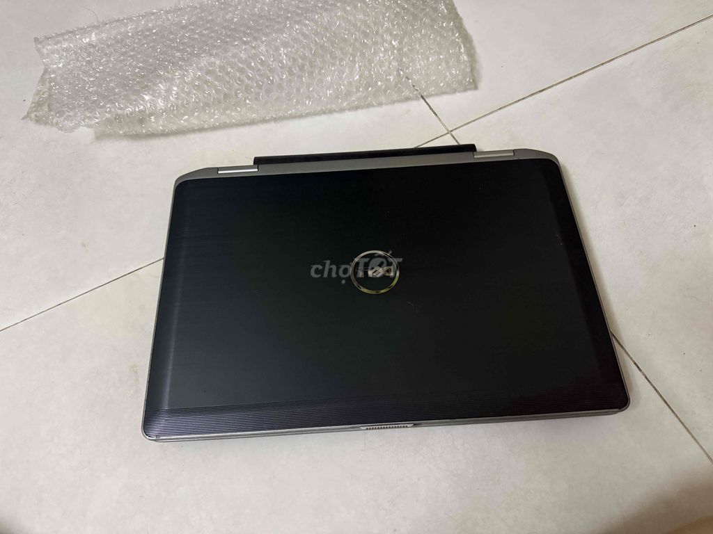 máy laptop dell Latitude i5/ 16g256