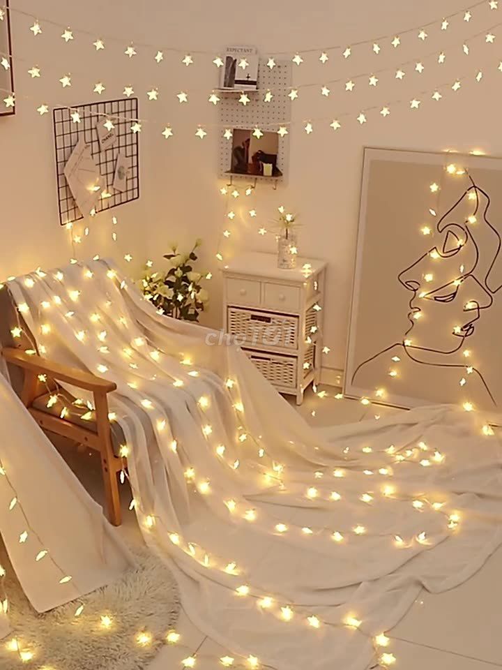 Đèn dây LED năng lượng mặt trời 60-100 bóng. Mua bán Đèn tại Quận Hà Đông Hà Nội được đăng bởi sơn hình 1