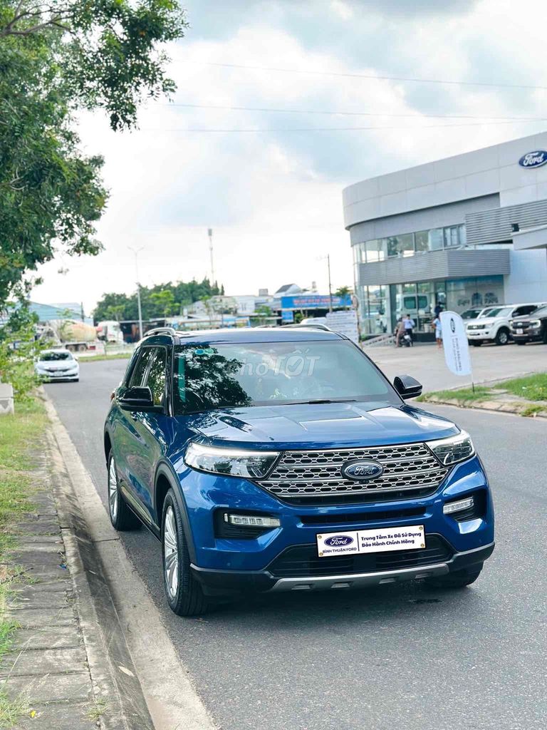 Ford Explorer 2022 Limited 4WD - 46500 km. Mua bán Ô tô tại Thành phố Buôn Ma Thuột Đắk Lắk được đăng bởi Hoài Chỉnh Ford hình 2