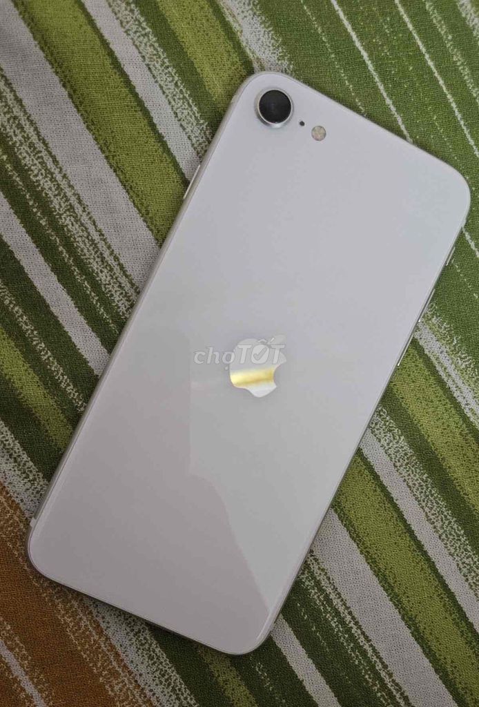 Apple iPhone SE 2022 Trắng Đã dùng. Mua bán Điện thoại tại Huyện Triệu Sơn Thanh Hóa được đăng bởi Xinzhao hình 1