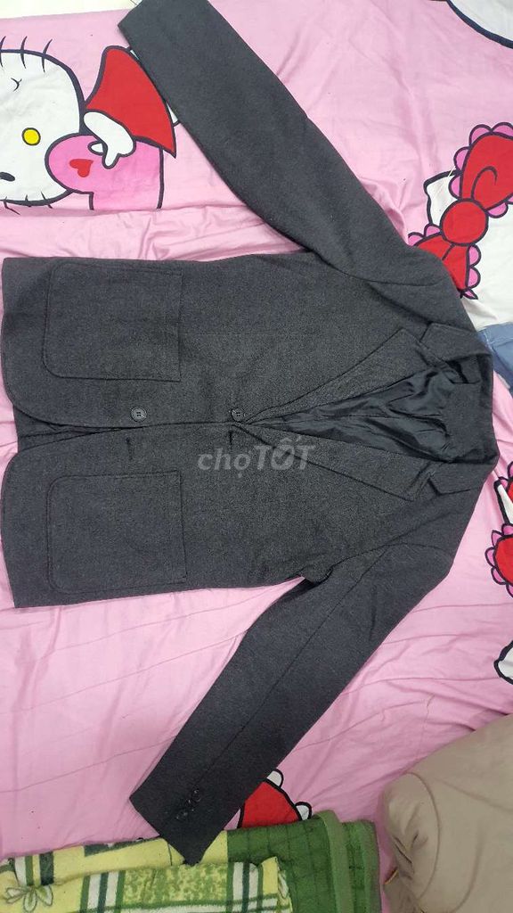 Áo blazer size cho 1m6 đến 1m65, k mặc vừa nên bán