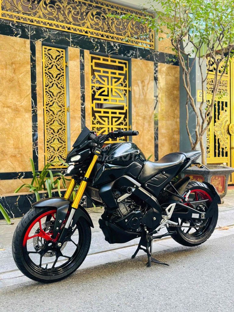 Yamaha MT-155 2023 Đen 7.000 km  xe lướt đẹp mới