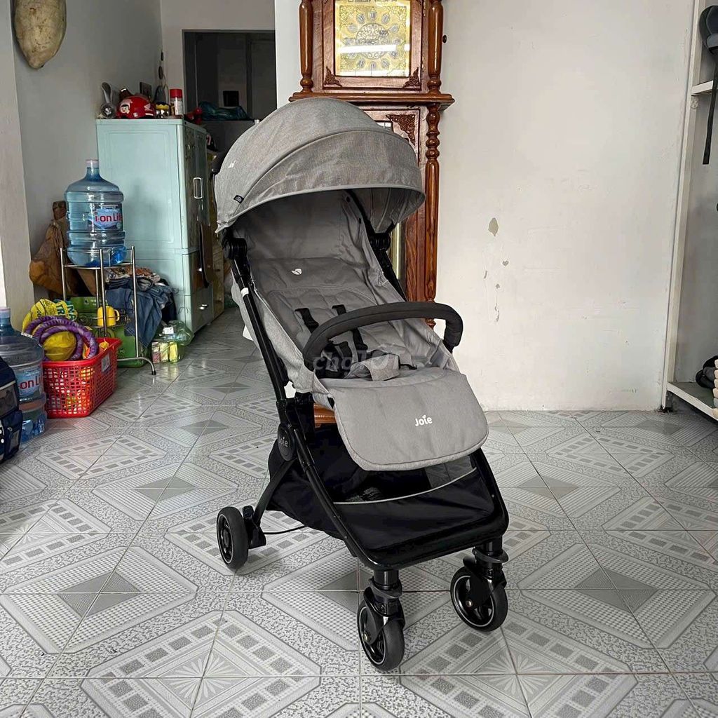 Xe đẩy Joie Pact Xám Gấp gọn. Mua bán Mẹ và bé tại Quận 10 Tp Hồ Chí Minh được đăng bởi Anh Dũng hình 1