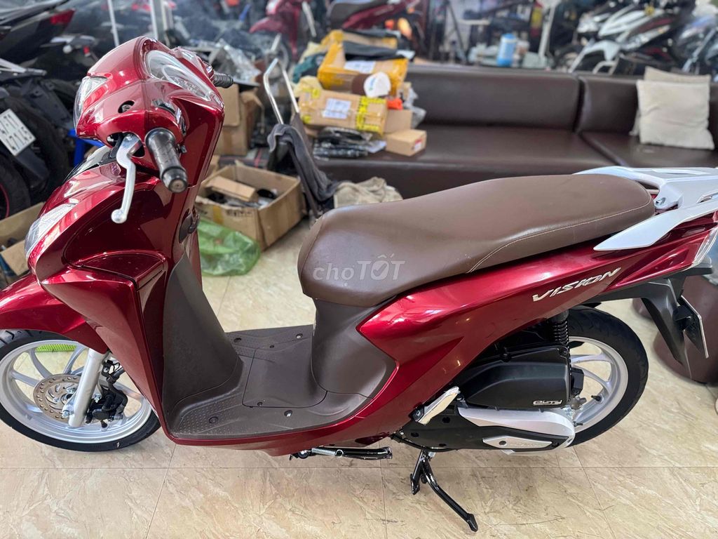 Vision màu đỏ. Mua bán Xe máy tại Thành phố Buôn Ma Thuột Đắk Lắk được đăng bởi ĐàM tý hình 2