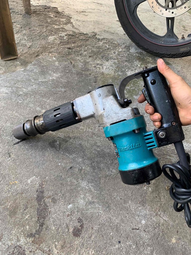 đục 17ly makita chính hãng