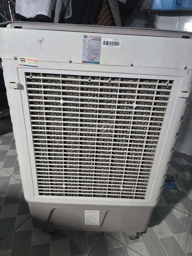 Chuẩn bị lắp máy lạnh, cần bán gấp