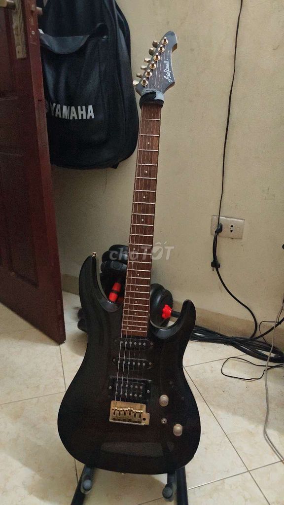 Đàn guitar điện Aria Pro II Đen. Mua bán Nhạc cụ tại Quận Đống Đa Hà Nội được đăng bởi Trần Gia Bảo hình 1
