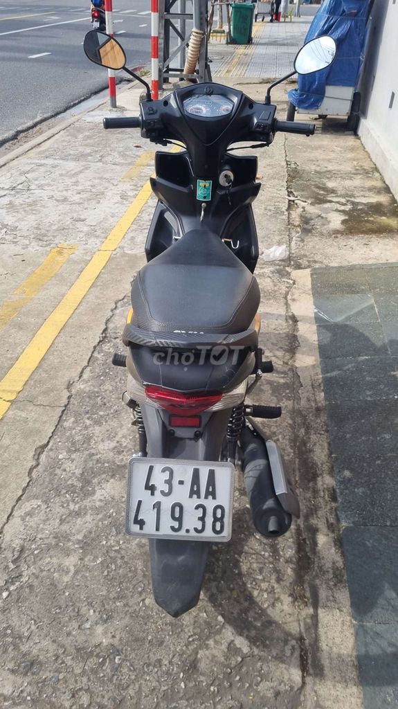 Bán lại xe sym galaxi 50cc xe đẹp. Mua bán Xe máy tại Quận Hải Châu Đà Nẵng được đăng bởi Dức long hình 6