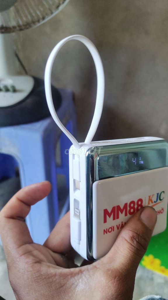 Sạc dự phòng E48 11600mAh Trắng. Mua bán Phụ kiện (Màn hình, Chuột...) tại Thành phố Cà Mau Cà Mau được đăng bởi hongthinh hình 1