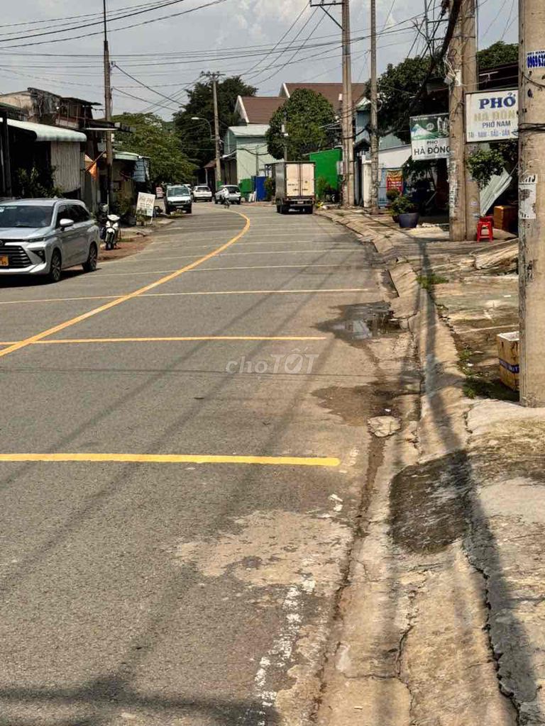 cho thuê kho 340m2 mặt tiền đường hà huy giáp q12