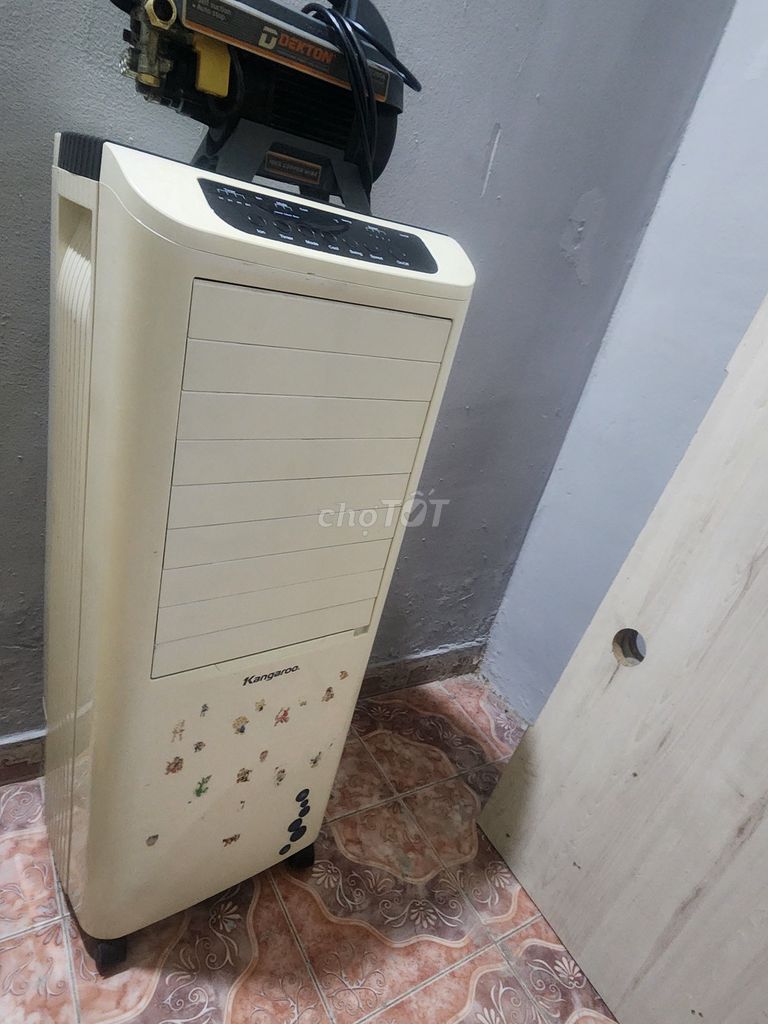Quạt nước Kangaroo mới 4tr bán 1tr1. Mua bán Quạt tại Quận 12 Tp Hồ Chí Minh được đăng bởi phong hình 1
