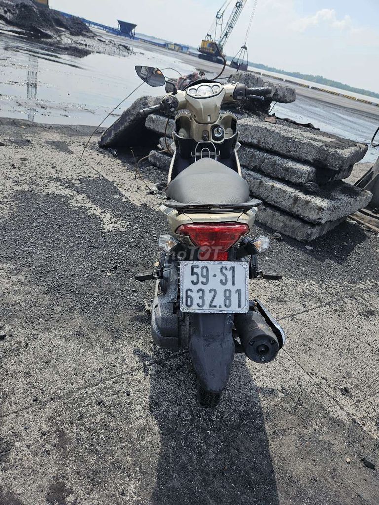 Nouvo LX bình đề đầy đủ máy êm ngon BS tphcm. Mua bán Xe máy tại Huyện Nhơn Trạch Đồng Nai được đăng bởi Tui là ai hình 2