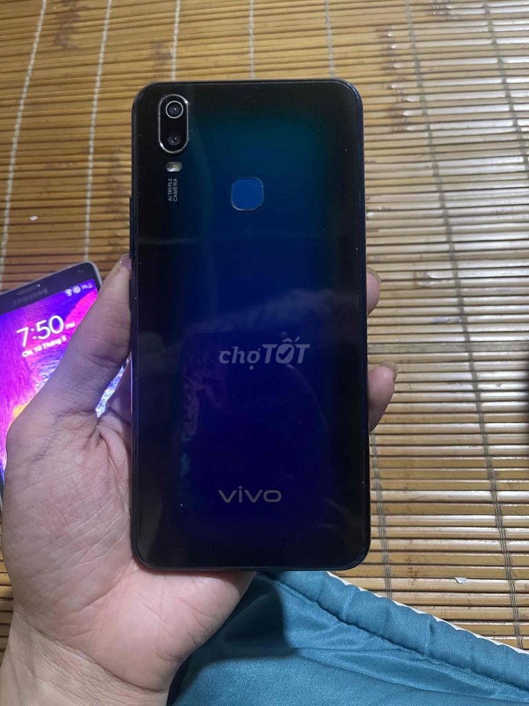 Vivo Y11 Đen. Mua bán Điện thoại tại Quận Thanh Xuân Hà Nội được đăng bởi Vanh hình 1