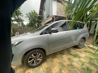 Toyota Innova 2022 E 2.0 MT - 80000 km