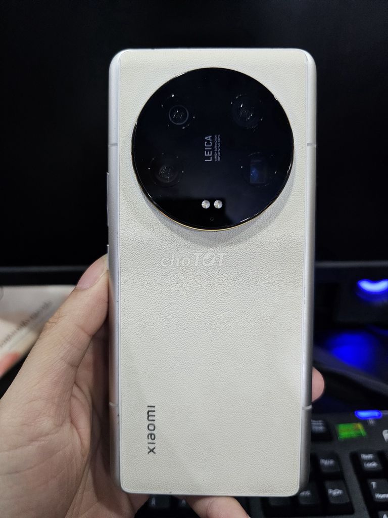 Xiaomi 13 Ultra 12/256GB Trắng ĐẸP FULL CN. Mua bán Điện thoại tại Quận Gò Vấp Tp Hồ Chí Minh được đăng bởi N T T  hình 1