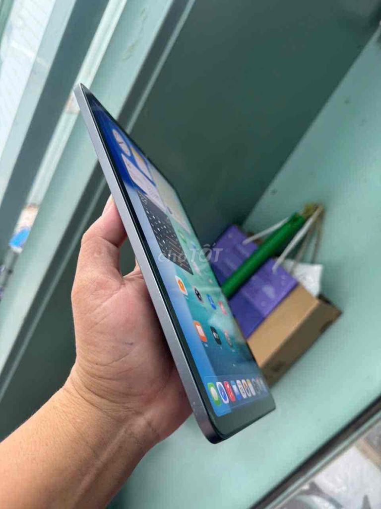 iPad Air M1 Wifi 64gb Máy zin full pin 90%. Mua bán Máy tính bảng tại Quận Bình Thạnh Tp Hồ Chí Minh được đăng bởi TH Pro  hình 1