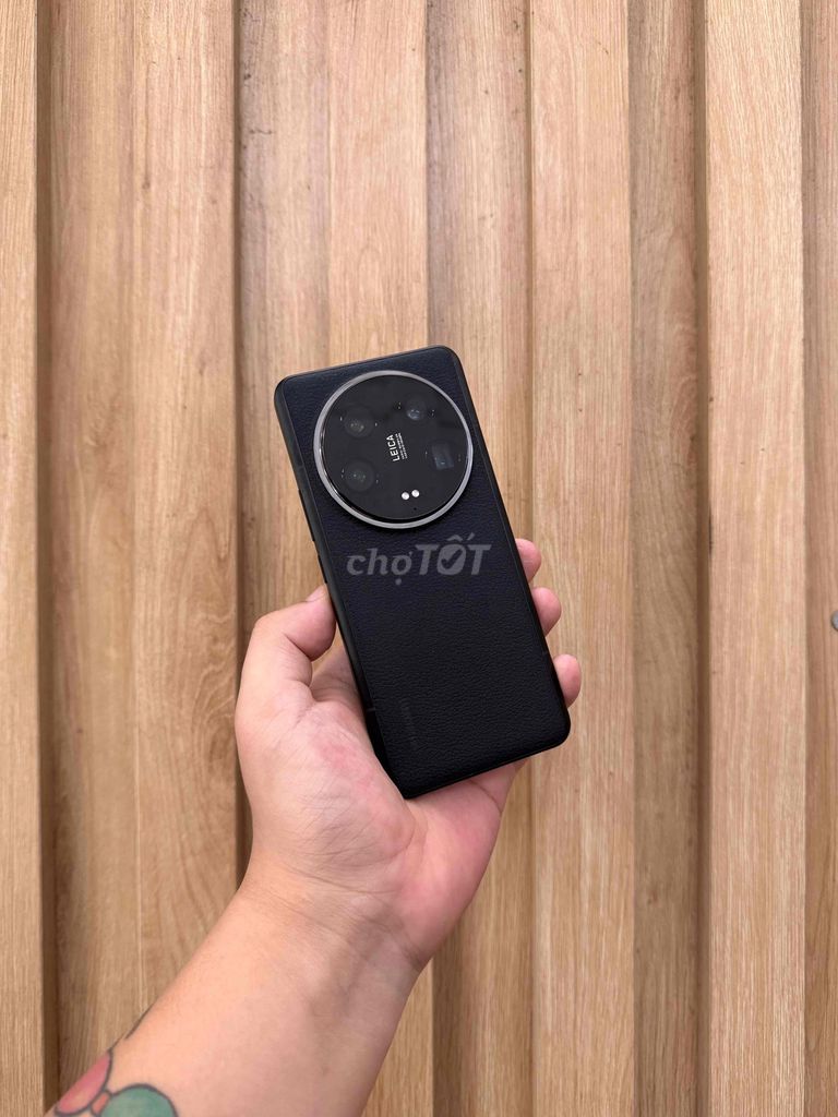 Xiaomi 14 Ultra 16GB/512GB Đen. Mua bán Điện thoại tại Quận Đống Đa Hà Nội được đăng bởi  HT Mobie Trả góp nợ xáu bao duyệt hình 1