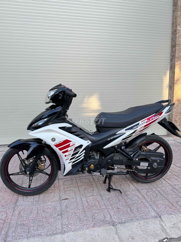 Yamaha Exciter 135 Trắng Đen Đỏ. Mua bán Xe máy tại Thành phố Dĩ An Bình Dương được đăng bởi Trần Trọng hình 1