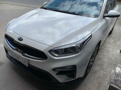 Kia Cerato 2019 1.6 MT - 120000 km. Mua bán Ô tô tại Thành phố Qui Nhơn Bình Định được đăng bởi Oanh
