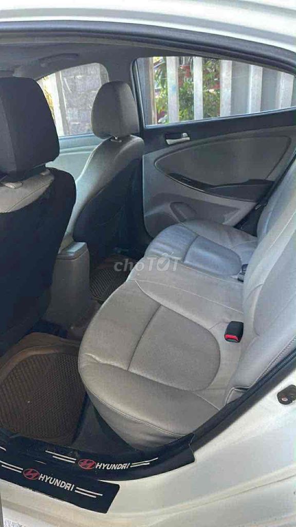 Hyundai Accent 2015 1.4 AT - 71042 km. Mua bán Ô tô tại Huyện Hòa Vang Đà Nẵng được đăng bởi TRƯỜNG XUÂN hình 5