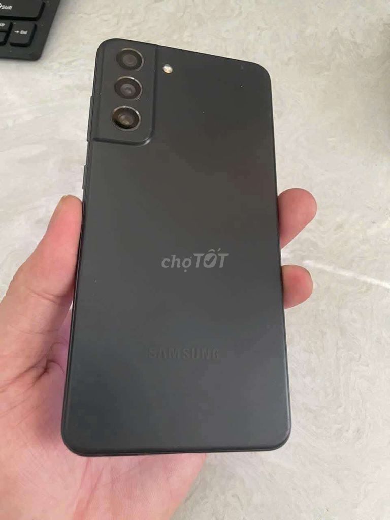 Samsung Điện thoại màu Đen 2 SIM. Mua bán Điện thoại tại Thành phố Cao Lãnh Đồng Tháp được đăng bởi ngoc nu hình 1