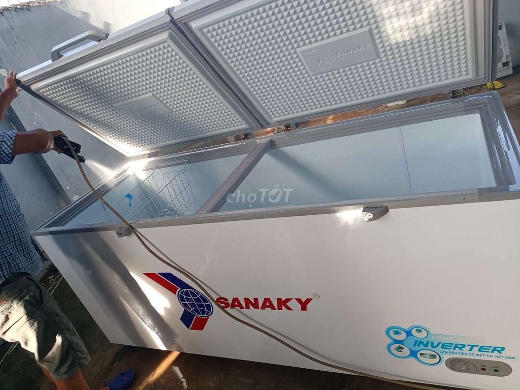 Tủ đông lớn SANAKY 761L inverter./ Nguyên zin.