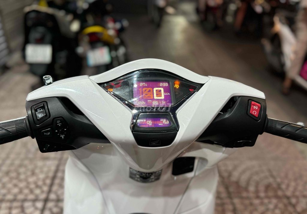 Honda SH350i 2022 Trắng. Mua bán Xe máy tại Quận Phú Nhuận Tp Hồ Chí Minh được đăng bởi XeMáy MinhThứ59  hình 5