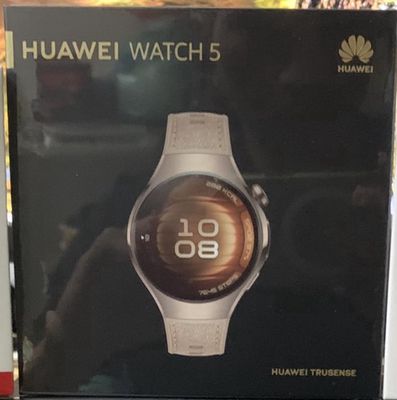 Đồng hồ huawei watch 5 màu be 42mm lắp SIM. Mua bán Thiết bị đeo thông minh tại Quận Hai Bà Trưng Hà Nội được đăng bởi lâm