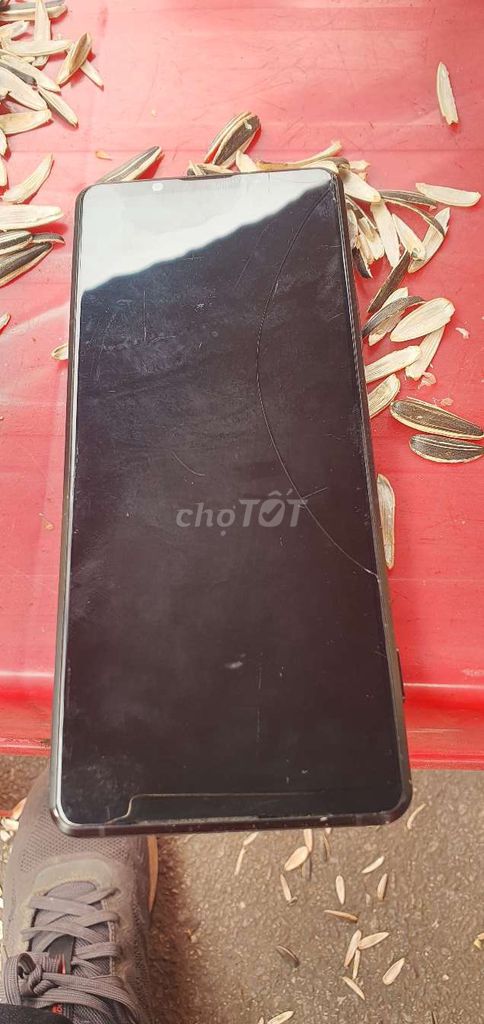 Máy chưa sửa pin châu hơi nứt kính. Mua bán Điện thoại tại Thành phố Bắc Ninh Bắc Ninh được đăng bởi Khoa  hình 1