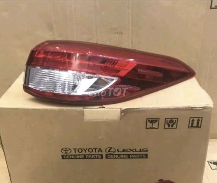 ĐÈN SAU VIOS. Mua bán Phụ tùng xe tại Quận Tân Bình Tp Hồ Chí Minh được đăng bởi tế hình 1