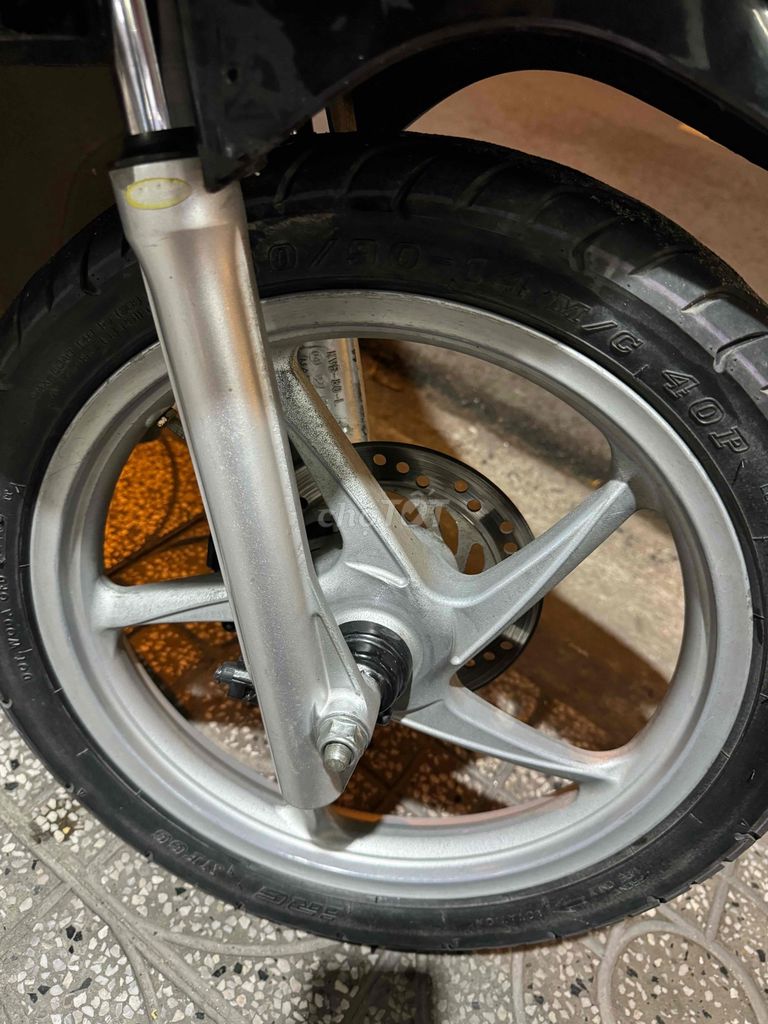 CLICK BIỂN 68 MÁY ÊM ZIN CHẠY NHẸ , Giá Vài Triệu. Mua bán Xe máy tại Thành phố Rạch Giá Kiên Giang được đăng bởi Ngọc Tài hình 5