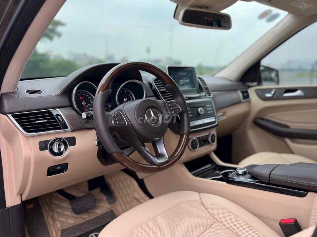 Mercedes Benz GLS400 4Matic nhập Mỹ 2016 màu nâu. Mua bán Ô tô tại Quận Cầu Giấy Hà Nội được đăng bởi Cao Quý hình 9