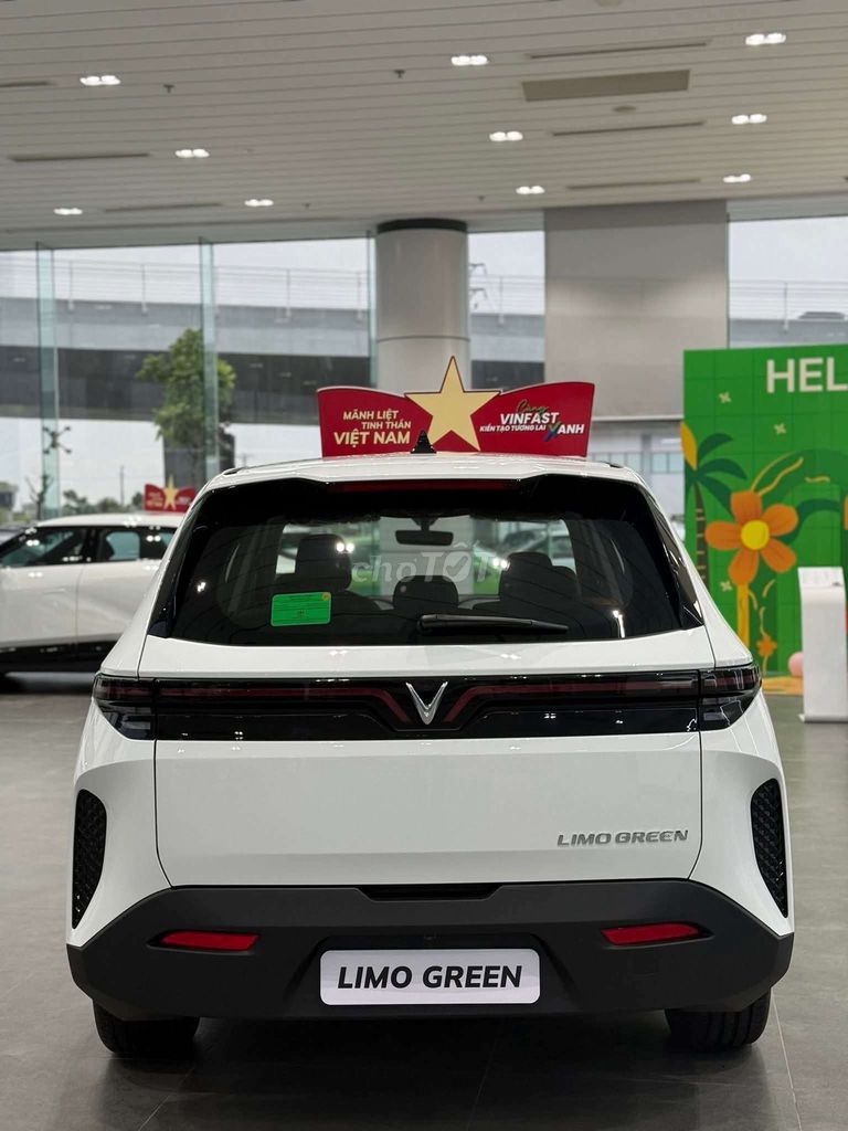 LIMO GREEN 2025. Mua bán Ô tô tại Quận 8 Tp Hồ Chí Minh được đăng bởi VinFast Đại Lộc hình 9
