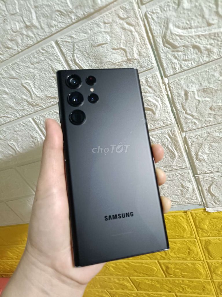 Samsung S22 Ultra 12GB/256GB Đen. Mua bán Điện thoại tại Thành phố Buôn Ma Thuột Đắk Lắk được đăng bởi Cẩm Nhung hình 1