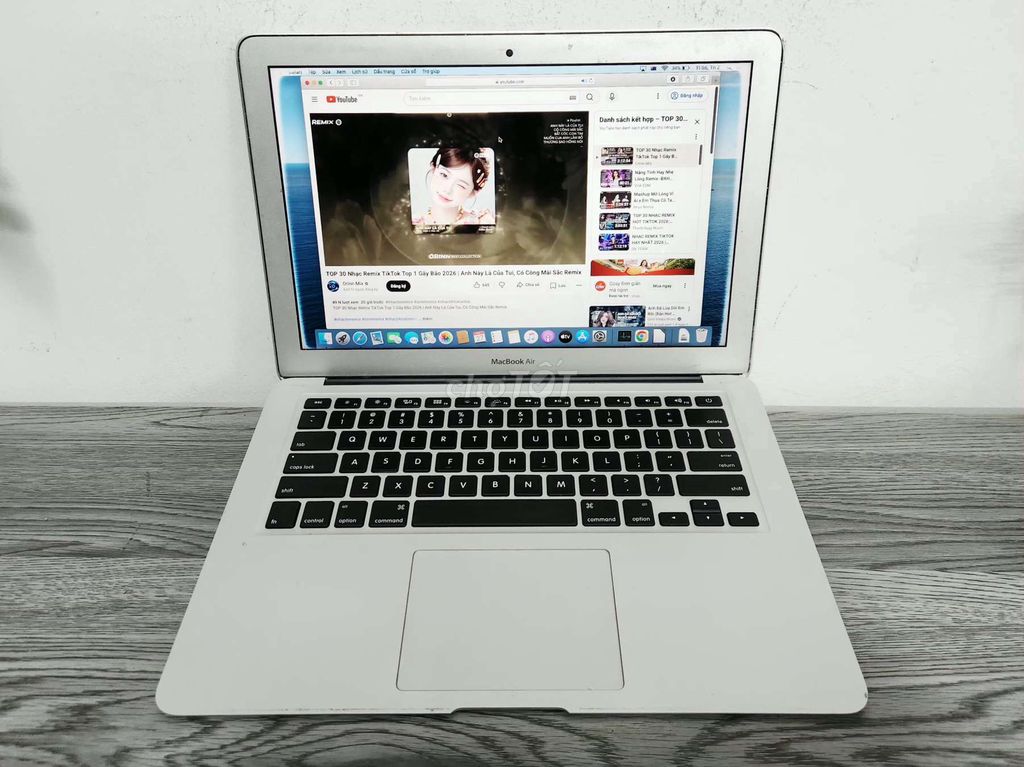 bán nhanh Macbook Air 2014 - 13 inch 128GB. Mua bán Laptop tại Quận Đống Đa Hà Nội được đăng bởi Cửa hàng công nghệ Brostore hình 1