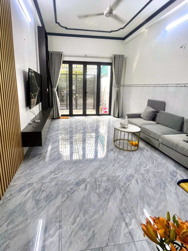 Nhà chính chủ 63,5m2 quận Tân Bình
