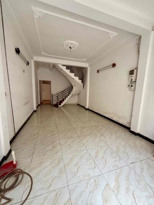 Аренда · 7 комн. · 60 м² · Quận 8, ул. Phạm Thế Hiển Âu Dương Lân