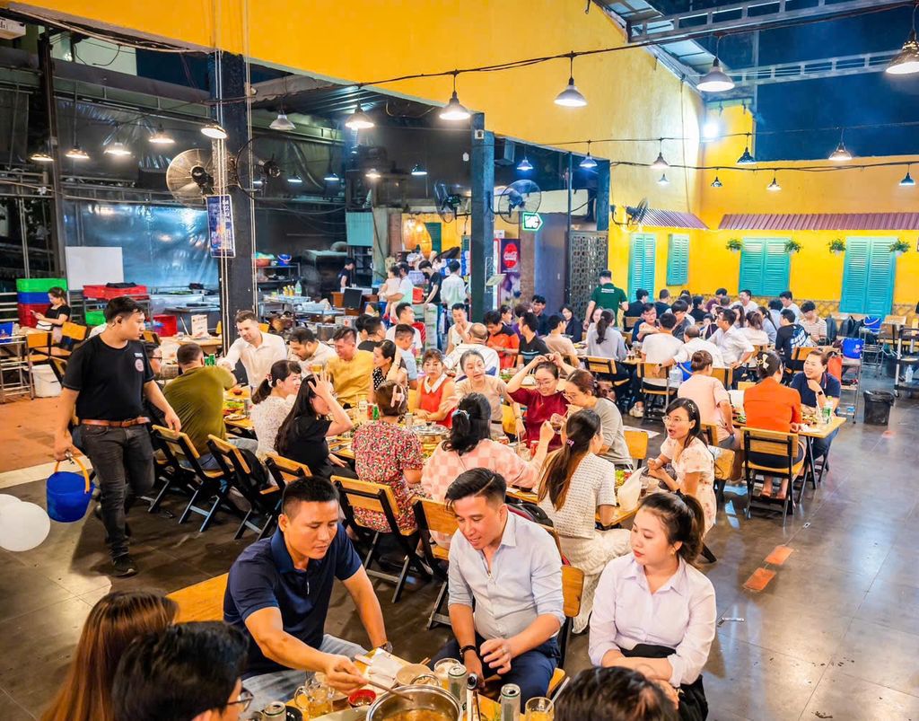 BÒ TƠ NHÂN PHÁT TUYỂN PHỤC VỤ - TIP CAO - BAO ĂN Ở. Việc làm tại Thành phố Thủ Đức Tp Hồ Chí Minh được đăng bởi HỆ THỐNG NHÀ HÀNG BÒ TƠ NHÂN PHÁT hình 3
