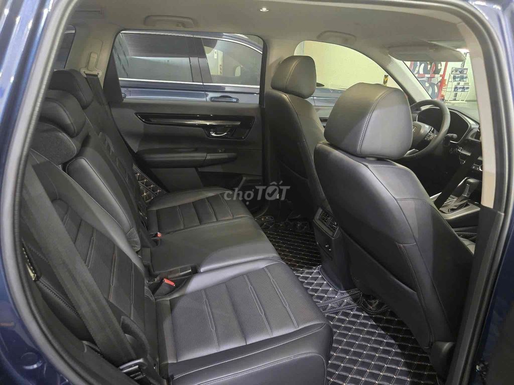 Honda CRV L 2024 Xanh 23.000km, Hãng bán, Đã Test. Mua bán Ô tô tại Quận 7 Tp Hồ Chí Minh được đăng bởi SHOWROOM HONDA ÔTÔ QUẬN 7 hình 4