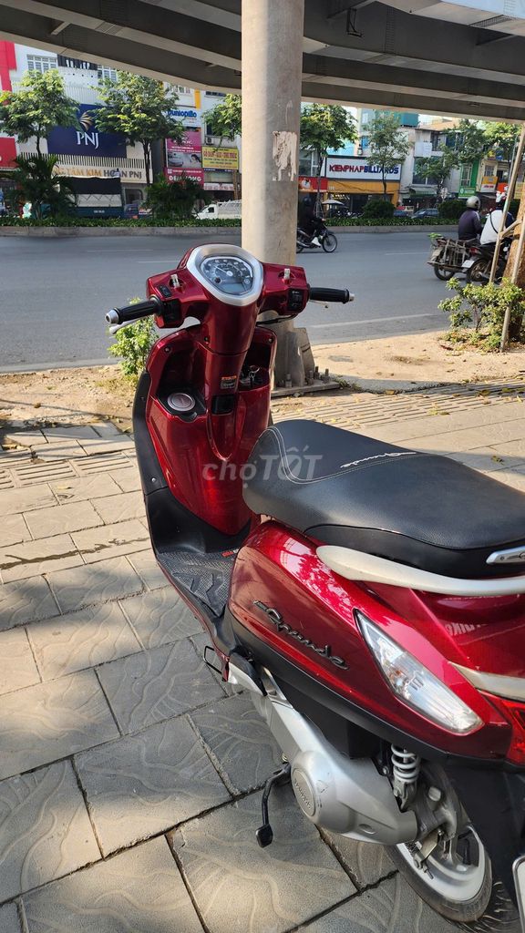 Yamaha Grand Filano Đỏ. Mua bán Xe máy tại Quận Cầu Giấy Hà Nội được đăng bởi iMotorbike Hà Nội hình 4