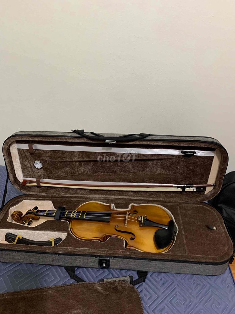 Đàn Violin Amati VF300 4/4 chơi ít. Mua bán Nhạc cụ tại Huyện Mê Linh Hà Nội được đăng bởi Duy Cường hình 1