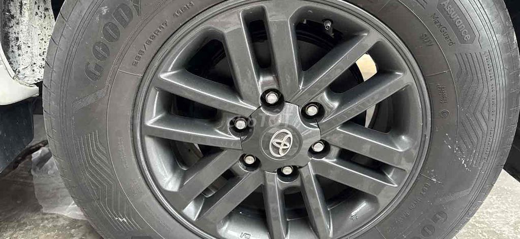 Toyota Fortuner 2016 2.4G 4x2 MT - 120000 km. Mua bán Ô tô tại Thành phố Vinh Nghệ An được đăng bởi Anh Hanh hình 1