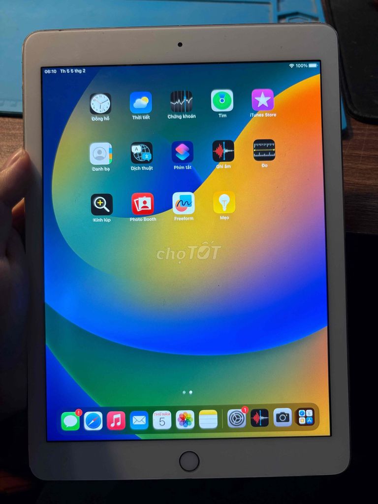 iPad Pro 9.7 32GB Wifi ngoại hình đẹp. Mua bán Máy tính bảng tại Quận Hai Bà Trưng Hà Nội được đăng bởi Dũng hình 1