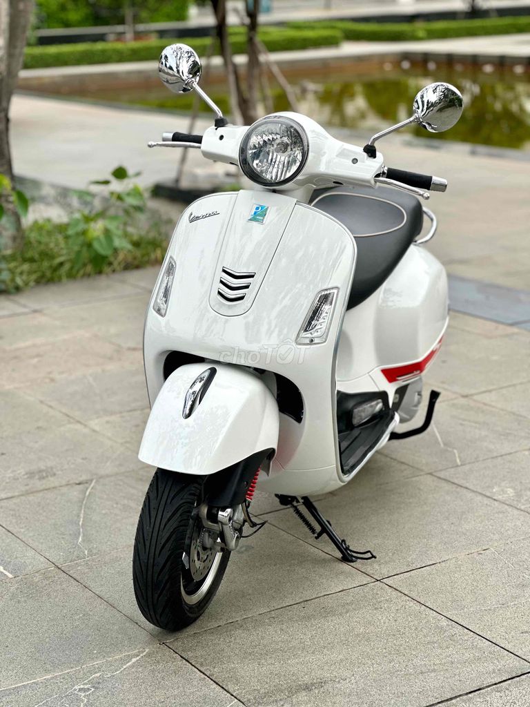 🇨🇮🇨🇮Supper GTS 125cc. ABS 2 Kênh. Ngay Chủ. Mua bán Xe máy tại Quận Gò Vấp Tp Hồ Chí Minh được đăng bởi VESPA ĐỨC NGUYỄN  hình 2