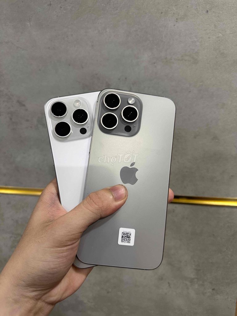 15prm 256 ll/a. Mua bán Điện thoại tại Quận 12 Tp Hồ Chí Minh được đăng bởi San San Mobile hình 1