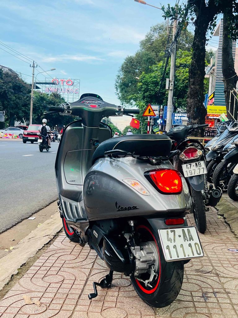 Vesspa 150cc /2021 ( Bao tên chinh chu bs đep ). Mua bán Xe máy tại Thành phố Buôn Ma Thuột Đắk Lắk được đăng bởi Ngô quốc Việt  hình 1