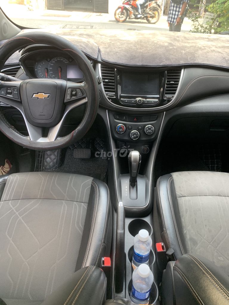 Chevrolet Trax Trắng 5 chỗ. Mua bán Ô tô tại Quận Bình Thạnh Tp Hồ Chí Minh được đăng bởi TỰ ĐỘNG CƠ hình 14