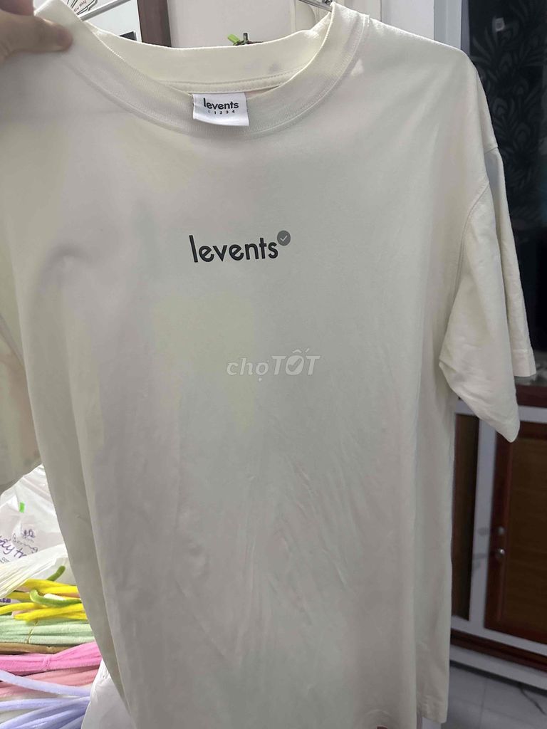 Áo thun Levents unisex trắng size 0. Mua bán Quần áo tại Huyện An Minh Kiên Giang được đăng bởi Huỳnh Ý hình 1