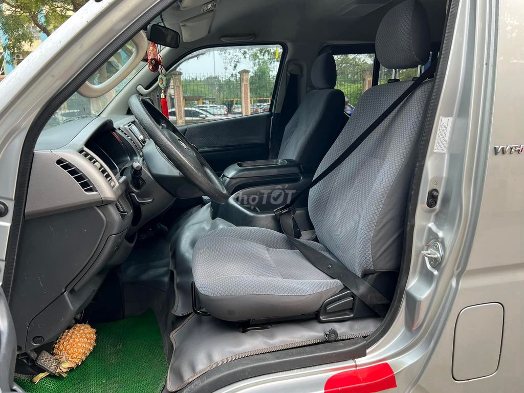 Toyota Hiace Super Wagon 2012 Xám. Mua bán Ô tô tại Quận Gò Vấp Tp Hồ Chí Minh được đăng bởi Quang hình 4