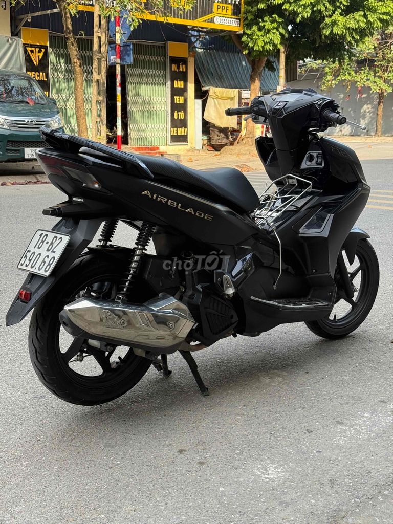 Honda Air Blade 2020 125cc Đen. Mua bán Xe máy tại Thành phố Nam Định Nam Định được đăng bởi Bảo Nhi Trần hình 2
